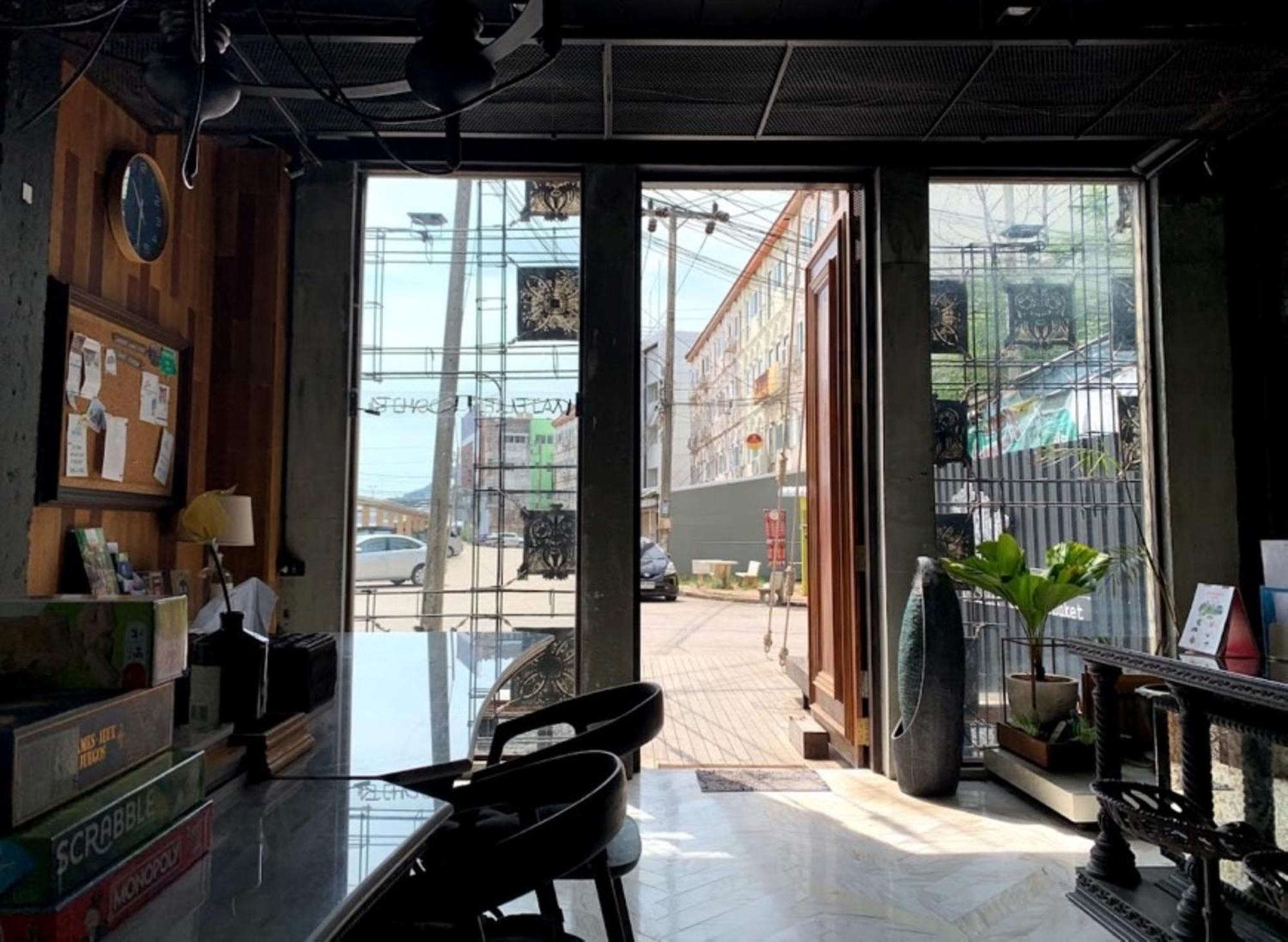 Shade House - Phuket Downtown Pansiyon Dış mekan fotoğraf