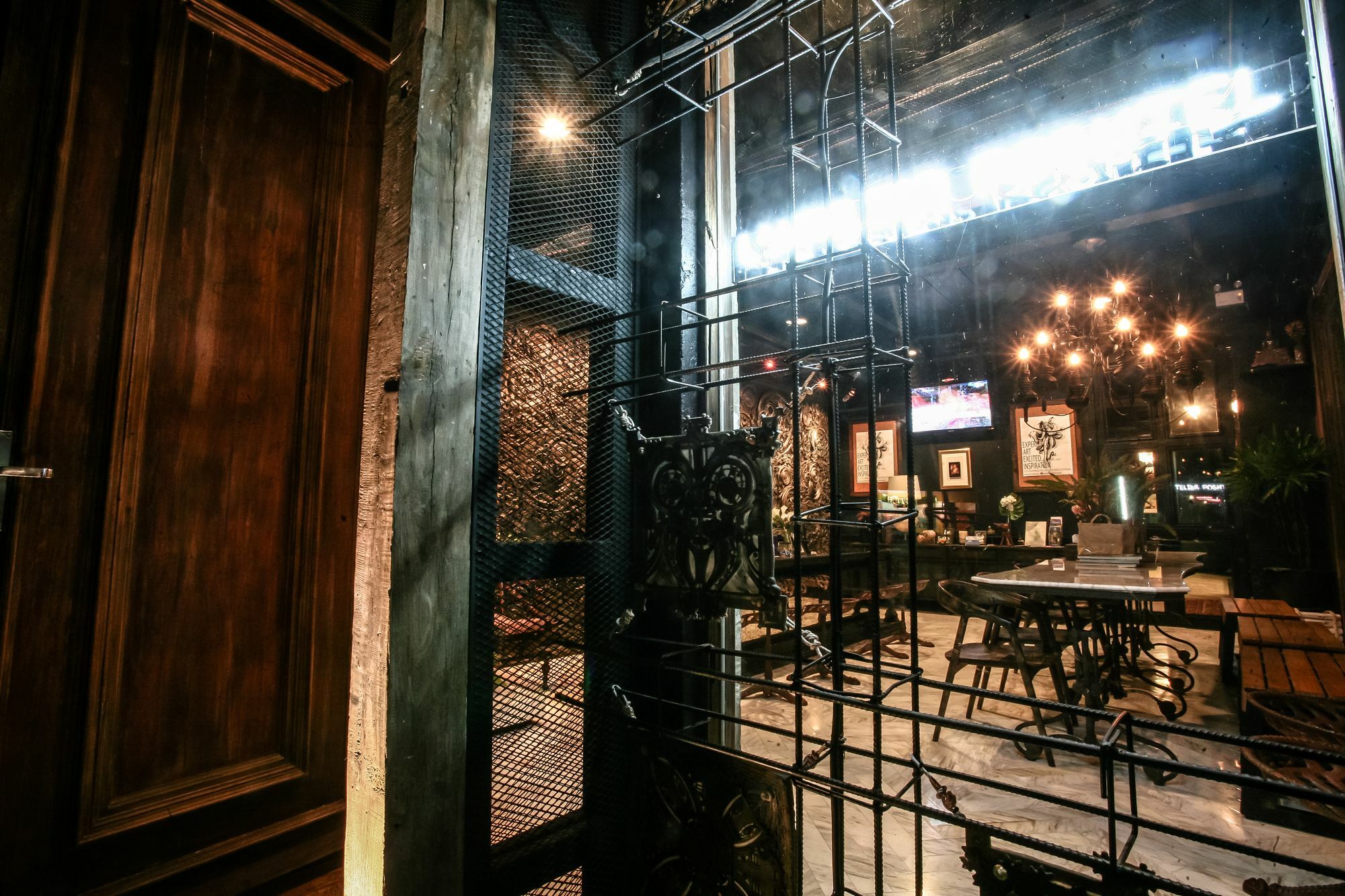 Shade House - Phuket Downtown Pansiyon Dış mekan fotoğraf